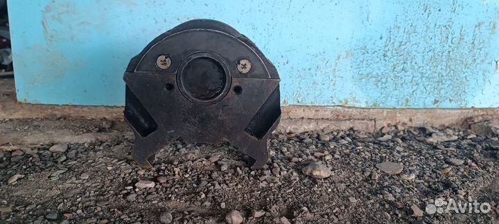 Челюсть для ключа акб