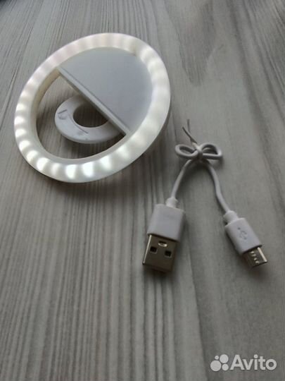 Кольцевая LED селфи лампа на телефон и ноутбук