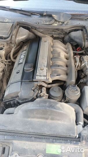 Двигатель м52b20