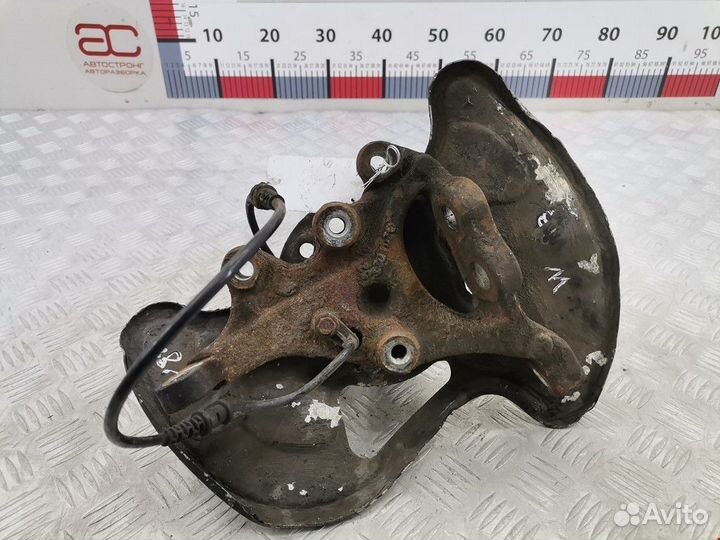 Ступица передняя правая Mercedes-Benz C-Класс