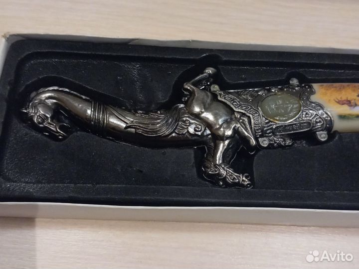 Подарочный нож