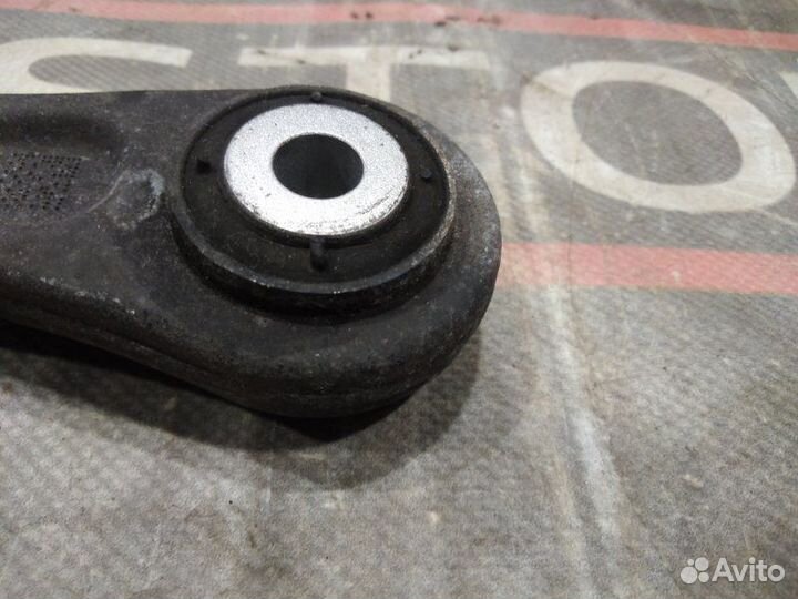 Рычаг подвески нижний задний правый Mercedes-Benz