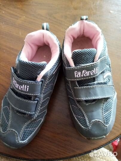 Кроссовки для девочки