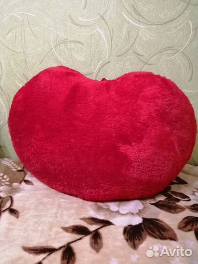 Подушка в виде сердца