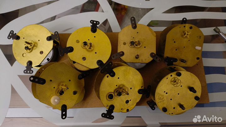 Часовой механизм для часов весна