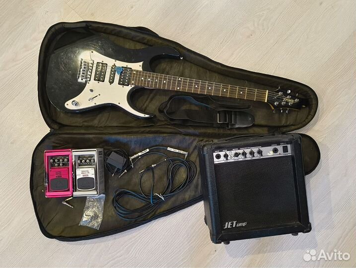 Электрогитара с комбиком бу