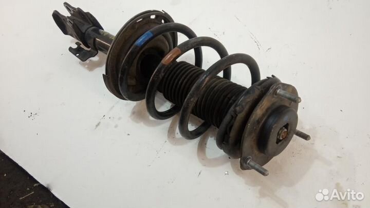 Амортизатор передний правый Lexus RX 270/350/450H