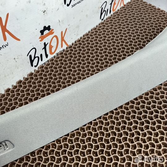 Накладка передней правой стойки BMW f10 f11 серая