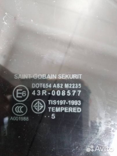 Стекло двери задней правой Mazda Mazda 3 BK 2002-2