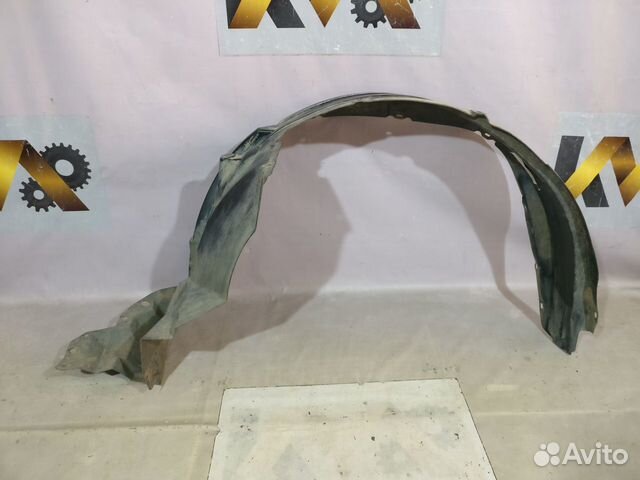 Тойота Фортунер 2015- Подкрылок правый перед 5542