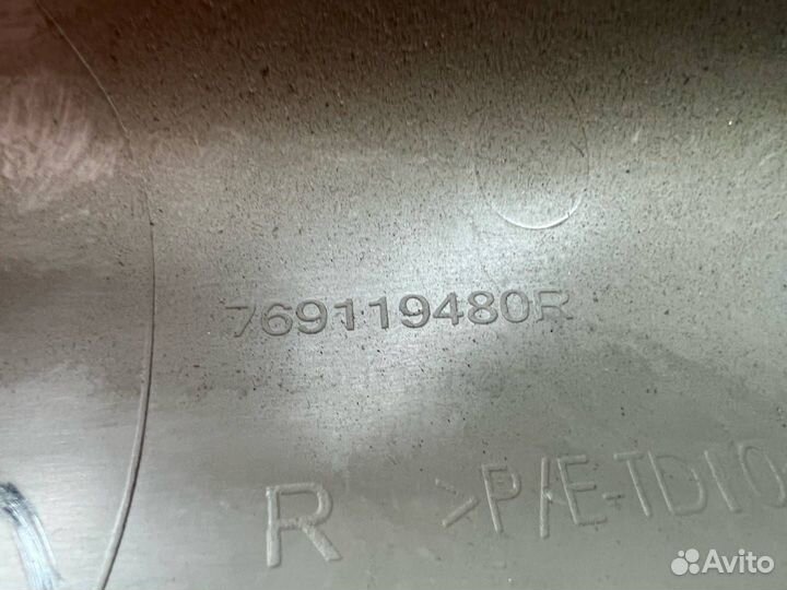 Обшивка стойки передняя правая Renault Logan 2