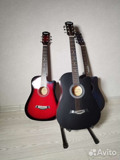 Гитара с чехлом