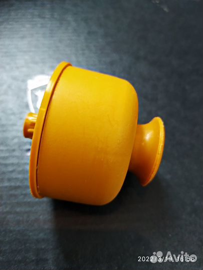 Ножки (опоры) мебельные, пластиковые, регулируемые