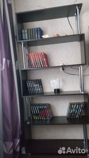 Стеллаж для книг