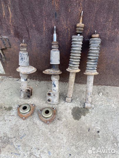 Передние и задние стойки амортизатора ваз