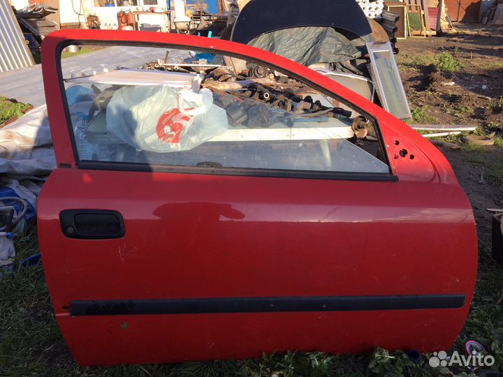 Дверь на opel astra