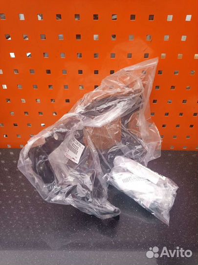 Кронштейн компрессора