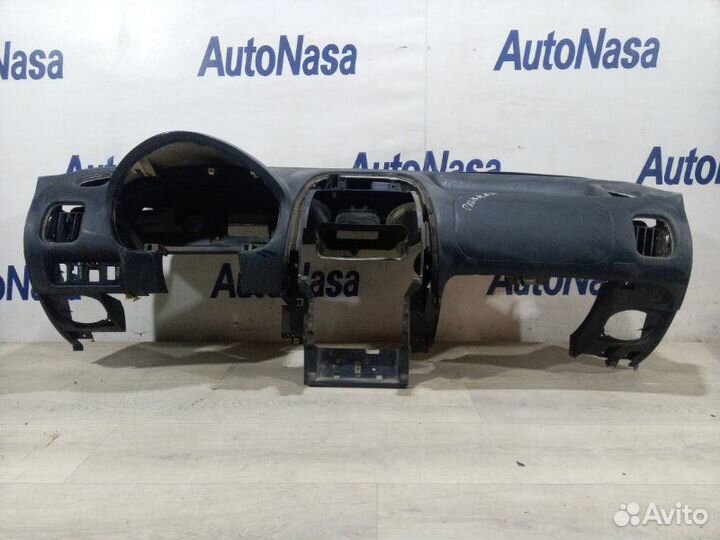 Торпедо Mitsubishi Carisma 1999