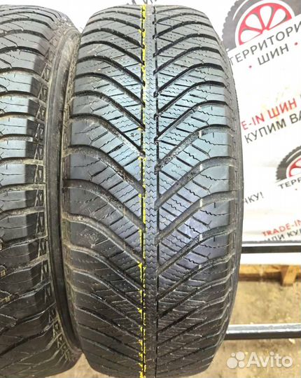 Goodyear Vector 4Seasons 215/60 R17 96N