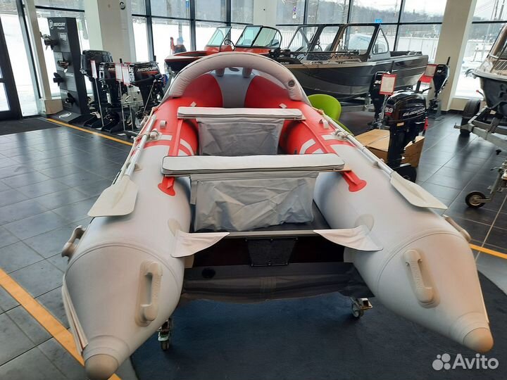 Надувная лодка Gladiator E 380 Pro