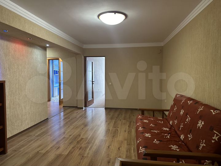 3-к. квартира, 120 м², 1/5 эт.