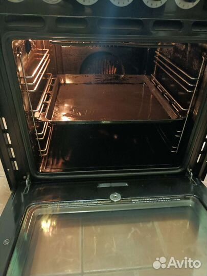 Комплект Варочная панель и духовой шкаф Ariston