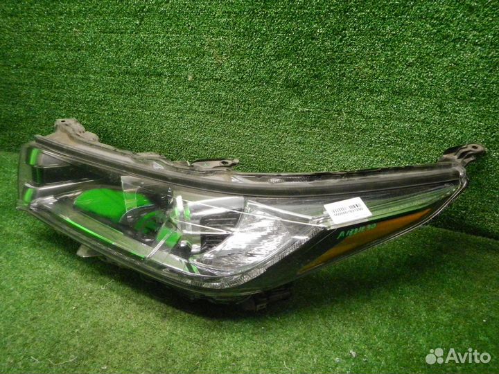 Фара левая Toyota Highlander