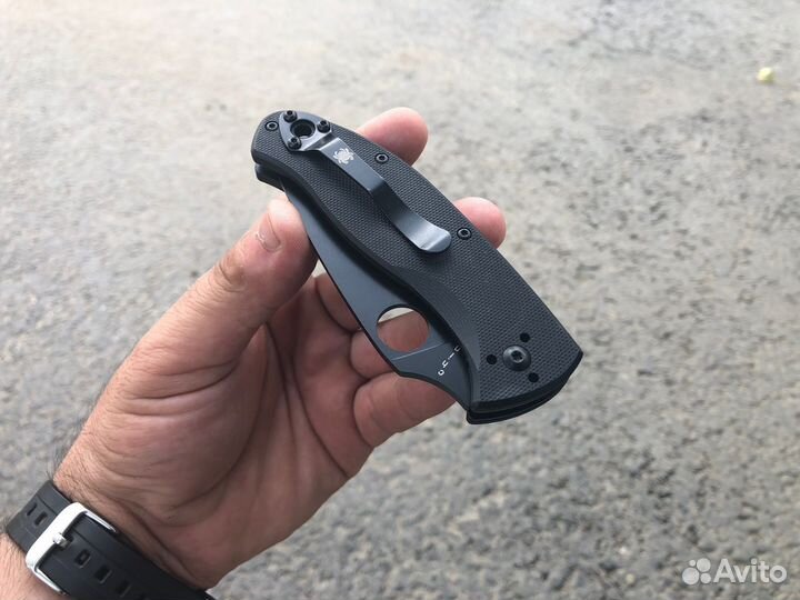 Нож Spyderco Tenacious black