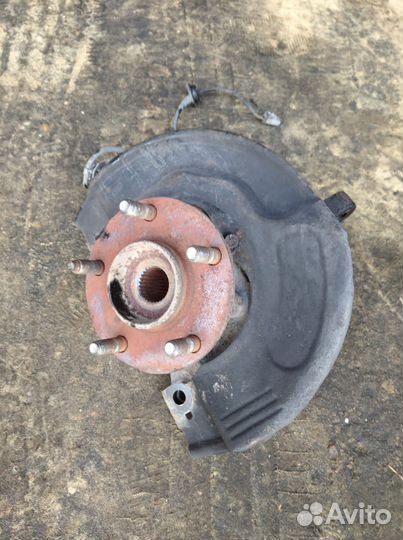 Поворотный кулак