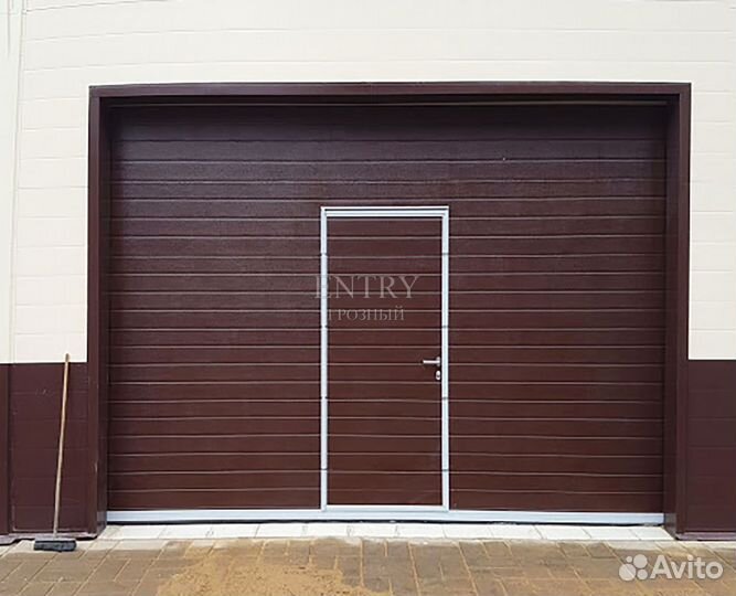 Ворота гаражные секционные
