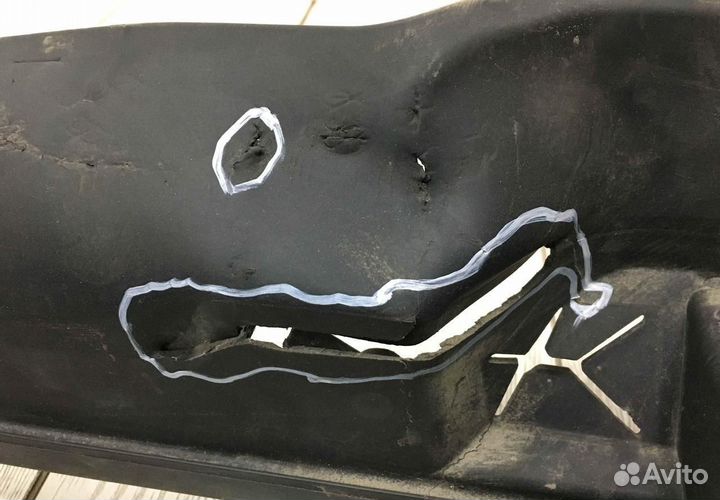 Воздуховод радиатора нижний BMW X6 G06 OEM 5113748