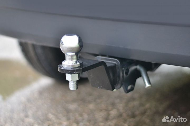 Фаркоп LADA Largus