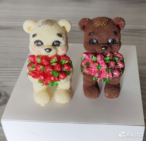 Шоколадные фигурки, ручная работа