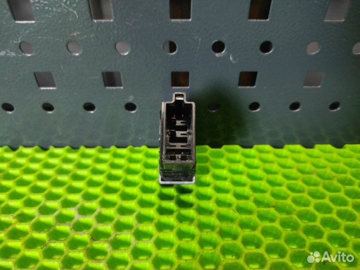 Кнопка многофункциональная Man Tgx