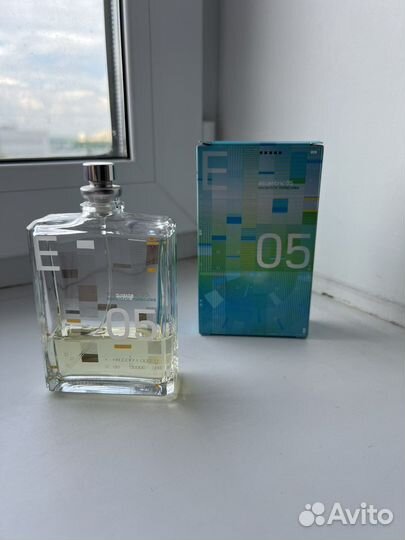 Escentric molecules 02, 05