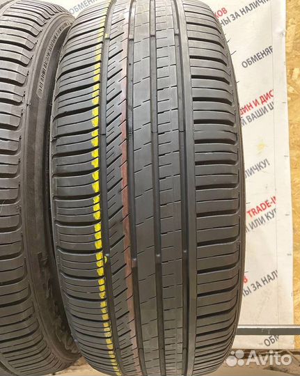 Kinforest KF550-UHP 215/60 R17 93N