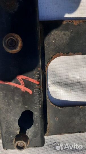 Кронштейн шумоизоляции двигателя Камаз 5490 2018