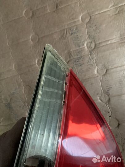 Левй фонарь mitsubishi lancer