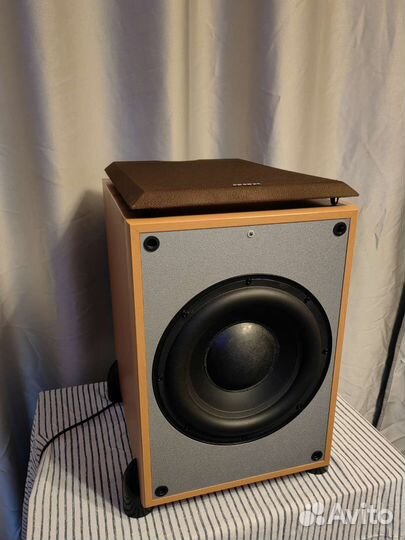 Активный сабвуфер 100 ватт