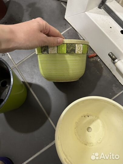 Горшки керамические бу и пластмассовые