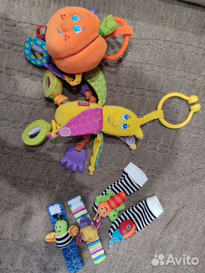 Игрушки подвески Tiny Love