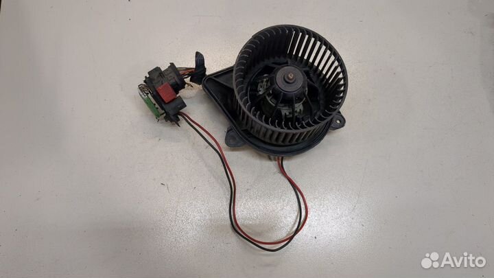 Двигатель отопителя Opel Vivaro, 2007