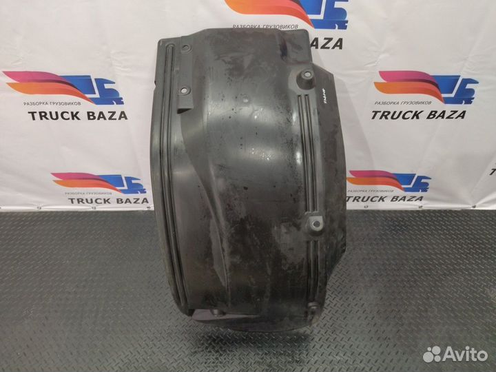 Крыло переднее правое передняя часть Volvo FM