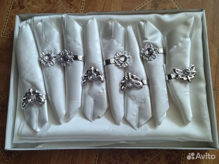 Скатерть с салфетками