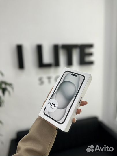 iPhone 15, 256 ГБ