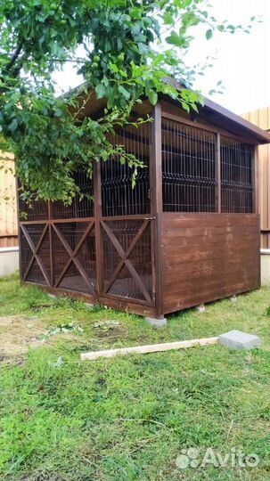 Вольер для собаки с утепленной будкой
