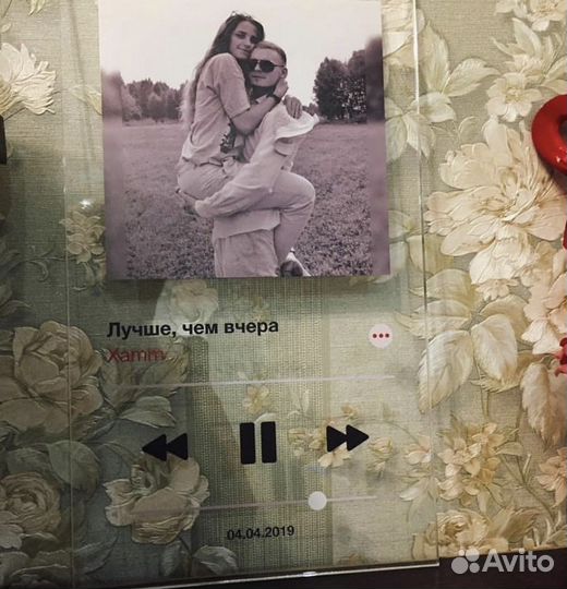 Портрет на стекле с треком