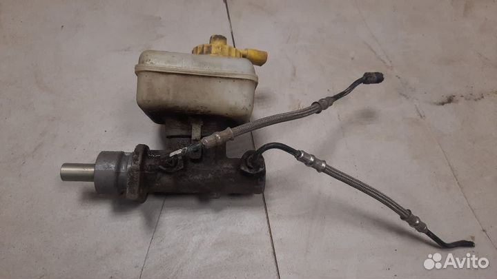 Главный тормозной цилиндр Volkswagen Bora