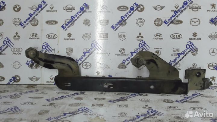 Кронштейн Porsche Cayenne 2003-2010