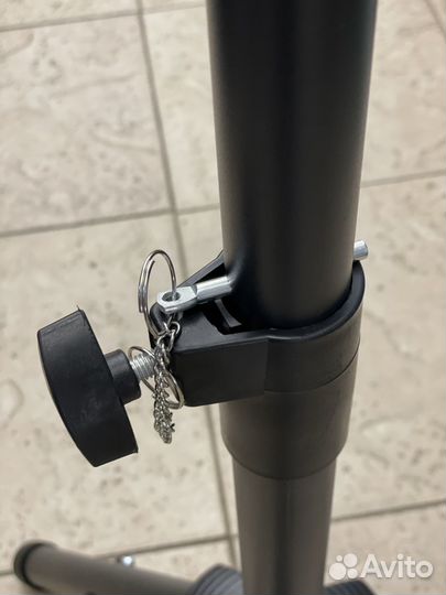 Штатив стойка для колонок 70-110 см